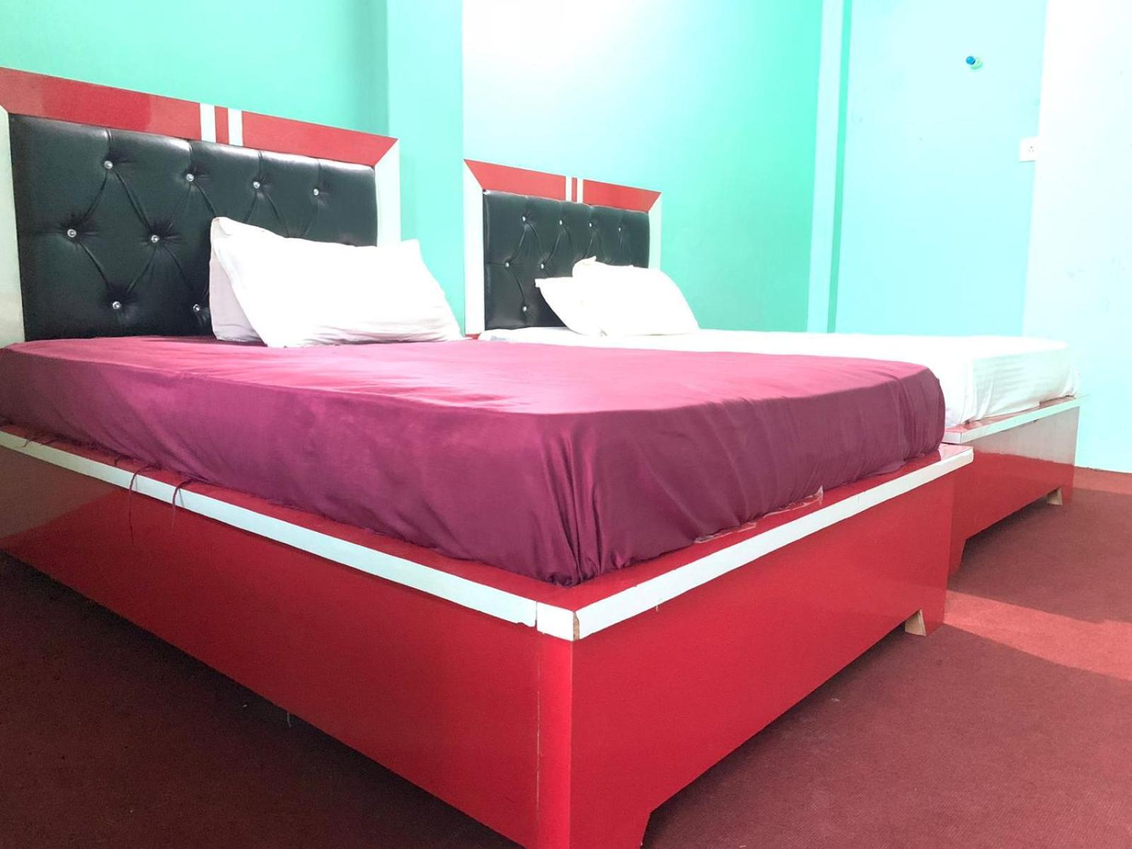 Bahāsi Subha Laxmi Hotel & Lodge מראה חיצוני תמונה